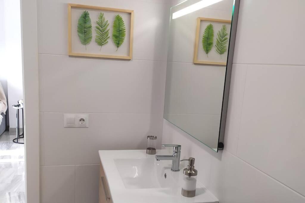 Apartamento Playa Escollera Estepona Exterior foto